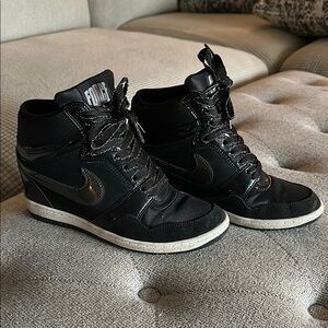 Nike Women's Black High-Top Sneakers